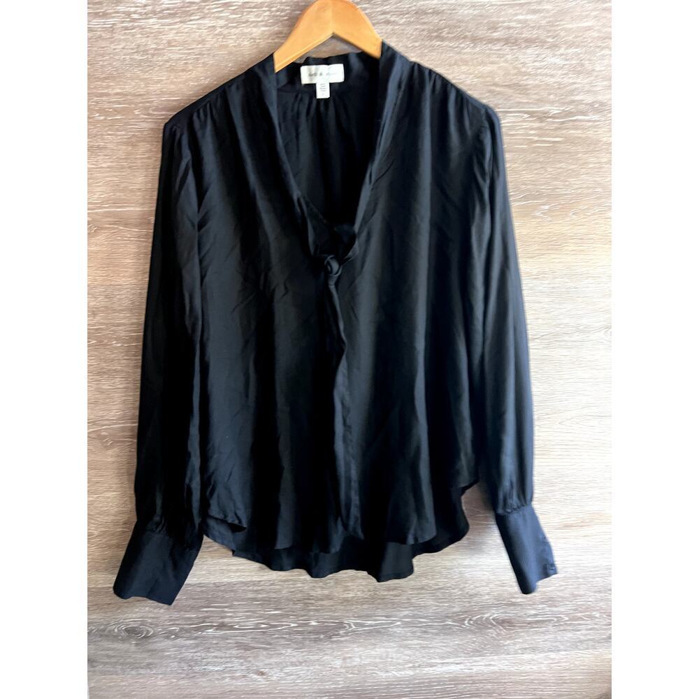 Cloth & Stone Blouse black size Large knot neck long sleeves Classic